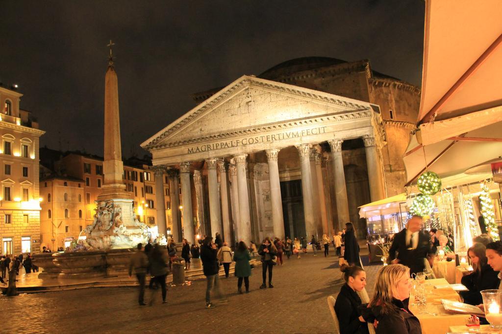 Di Rienzo Pantheon Palace Affittacamere Roma